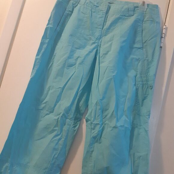 Women's 7 Pocket Blue Capris Reitmans size 11 - Picture 10 of 13